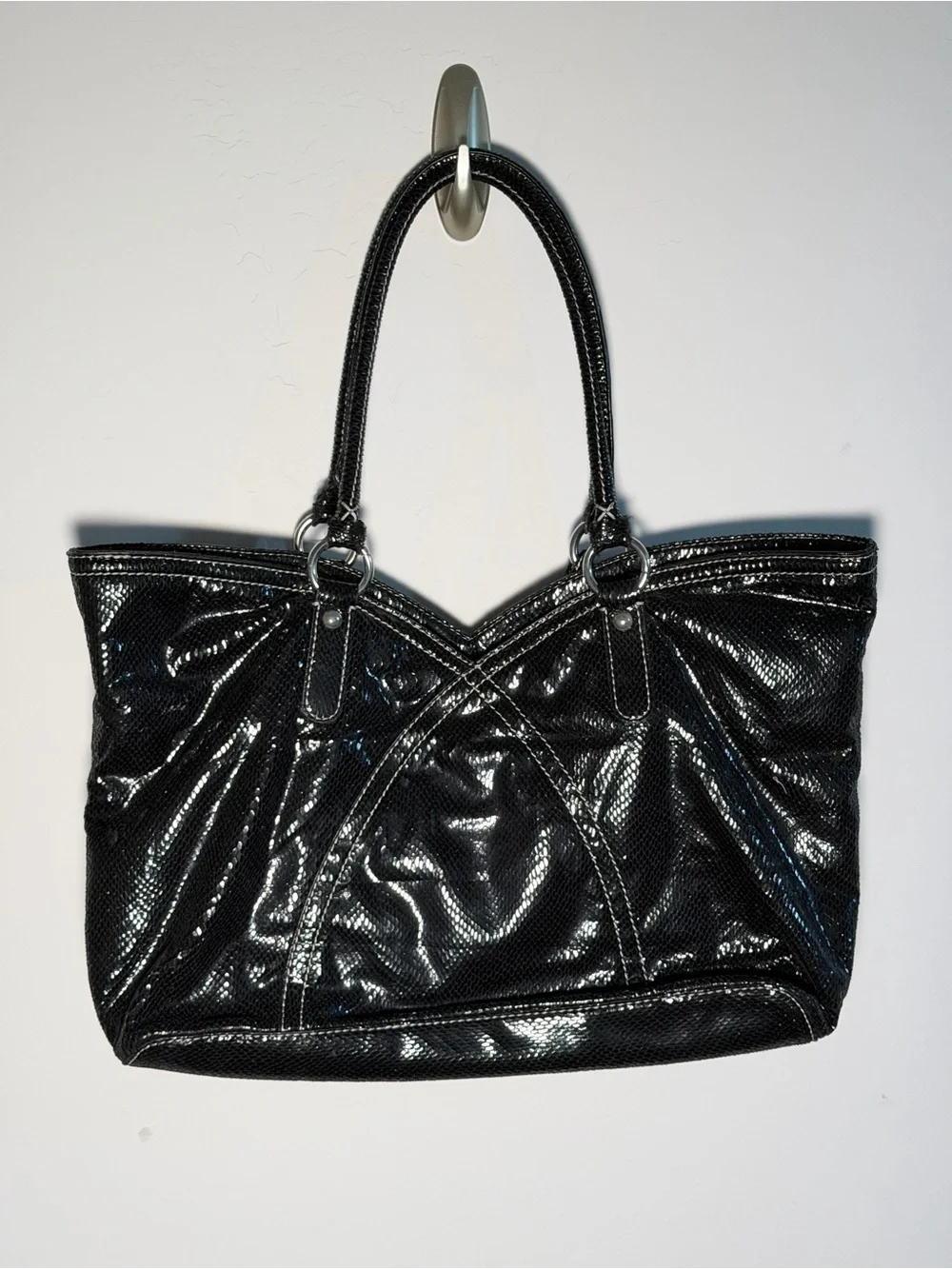 Vintage Nine West Black Patent Tote with Ring Detail